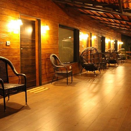 Shangri La Jungle Village Molem Kültér fotó