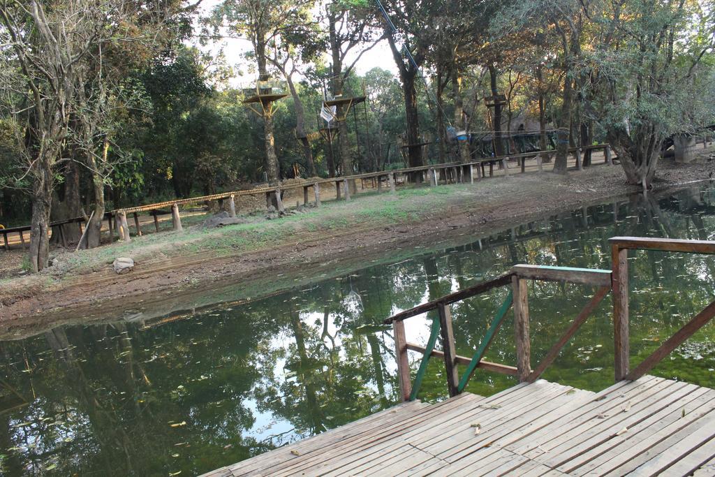 Shangri La Jungle Village Molem Kültér fotó